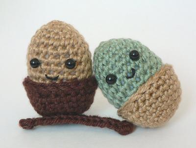 Amigurumi Acorn-1